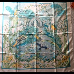 Hermès au bord de leau box scarf / Hermès Paris